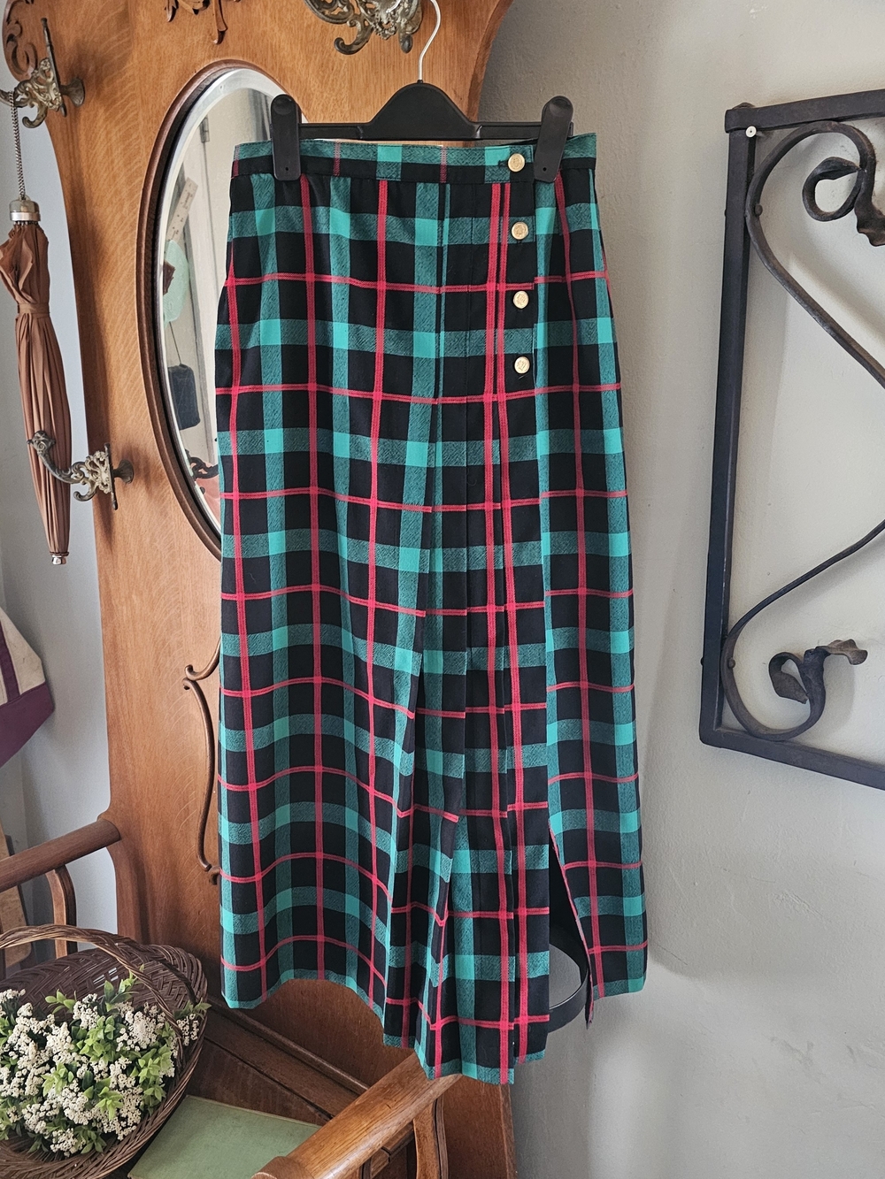 Vintage Cambridge Spirit 100% Wool Plaid Midi Skirt Size 10 Made in USA